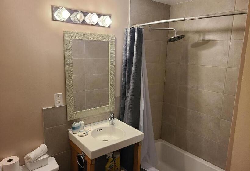 بنسيون Le Lodge Du Lac