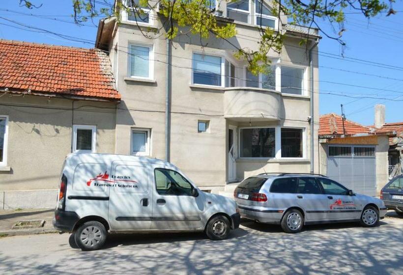 펜션 White House Silistra