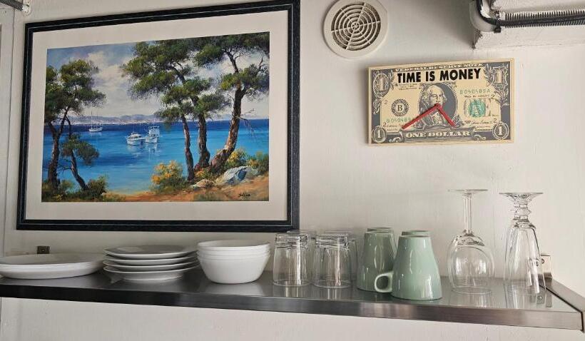 Bed and Breakfast Studio Tranquillo Avec Piscine Et Salle De Sport