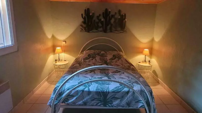 Aamiaismajoitus (B&B) Studio Tranquillo Avec Piscine Et Salle De Sport