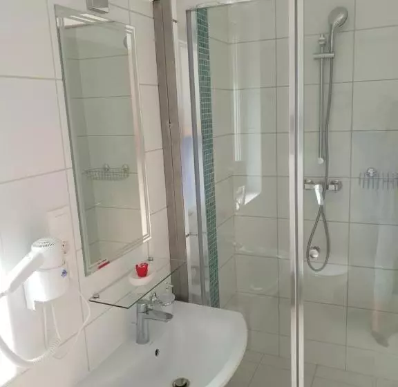 ベッドアンドブレックファースト Villa Heuréka