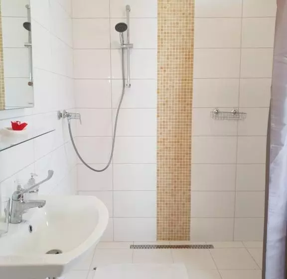 ベッドアンドブレックファースト Villa Heuréka