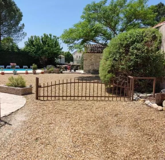 Majatalo Ardèche Les Cigales, Studio Murier Piscine Partagée