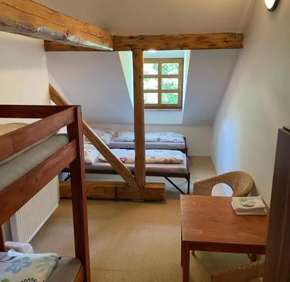 Majatalo Penzion Stará škola