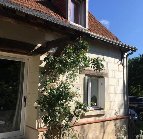 פנסיון Une Maison, Un Jardin