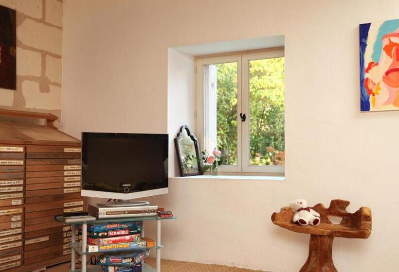 פנסיון Une Maison, Un Jardin