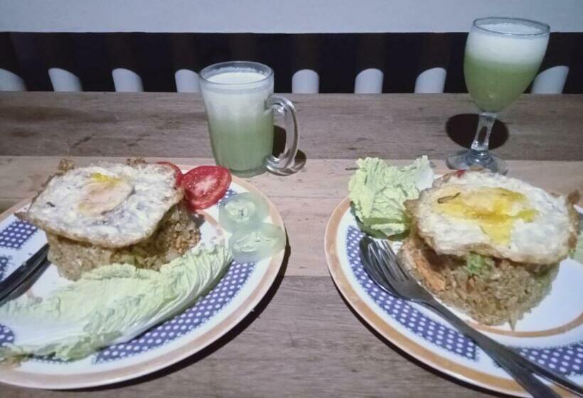 פנסיון Yohanes Guest House Sorake Surf Nias