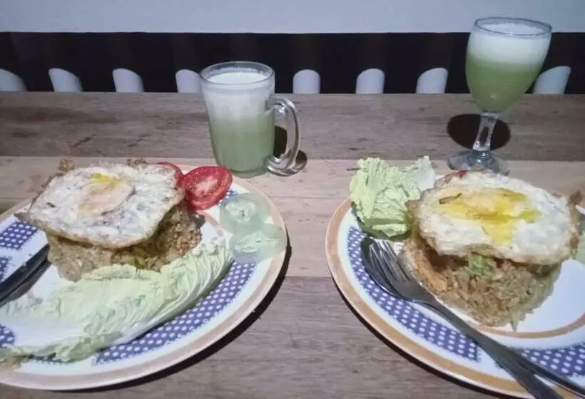 ペンション Yohanes Guest House Sorake Surf Nias