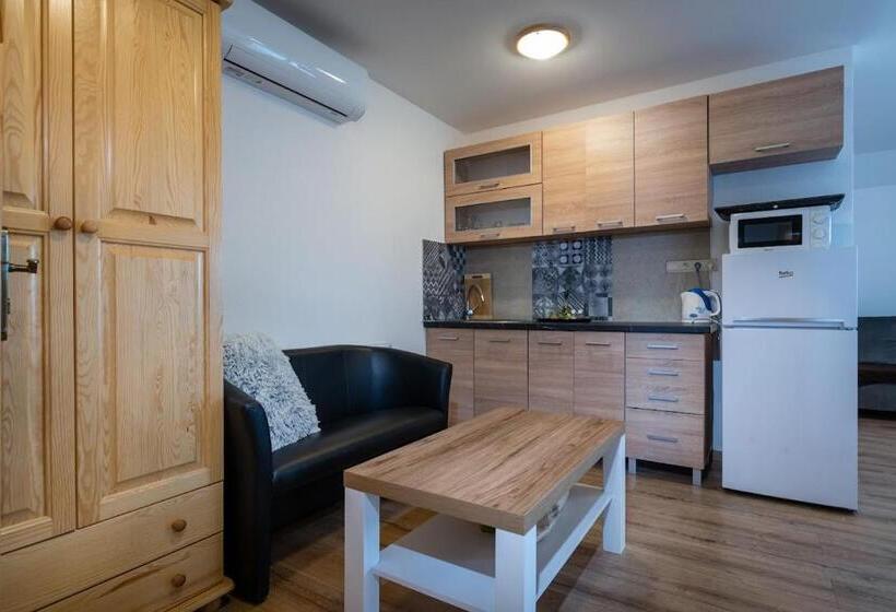 Rezidencia Podhájska