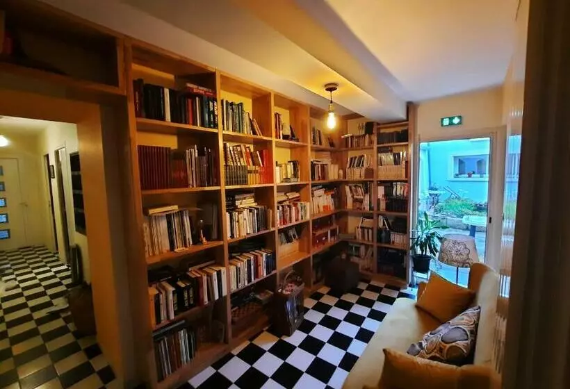 ベッドアンドブレックファースト Le Cocon