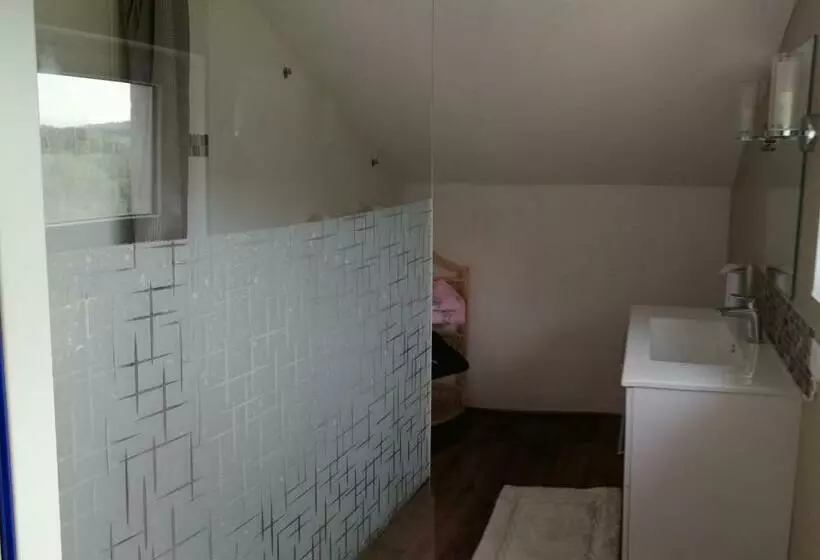 Aamiaismajoitus (B&B) Le Domaine De Moïse