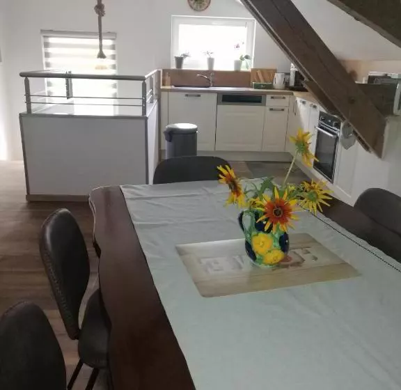 Aamiaismajoitus (B&B) Le Domaine De Moïse