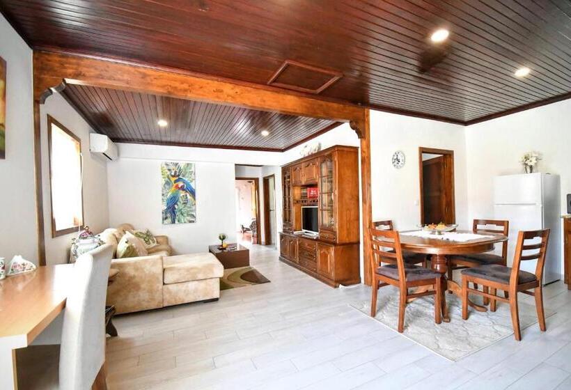 پانسیون Casa Da Avó