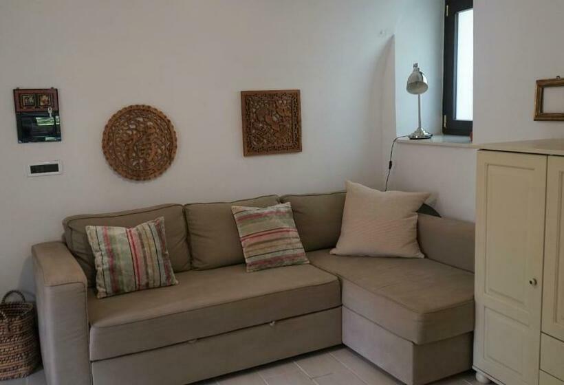 Bed and Breakfast La Libellula Rossa