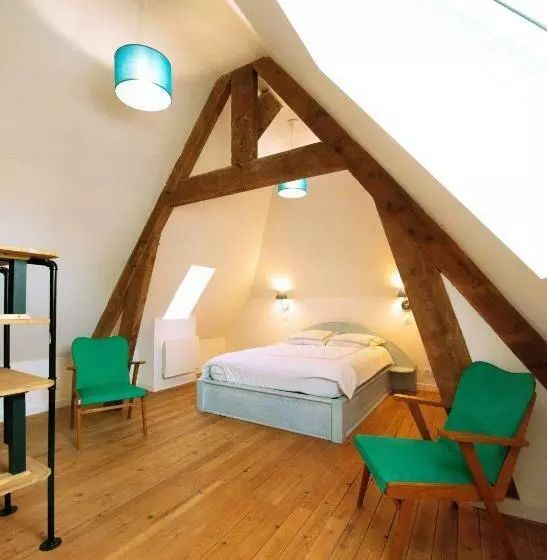 Aamiaismajoitus (B&B) Le Presbytère Du Talbert