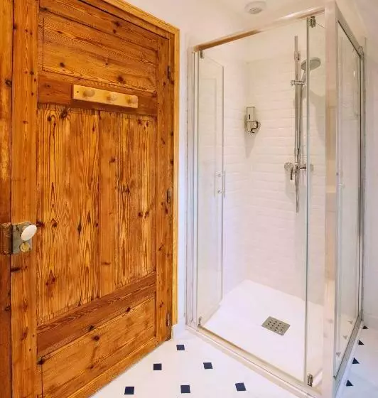 Aamiaismajoitus (B&B) Le Presbytère Du Talbert