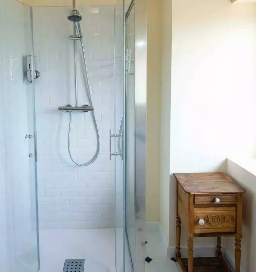 Aamiaismajoitus (B&B) Le Presbytère Du Talbert