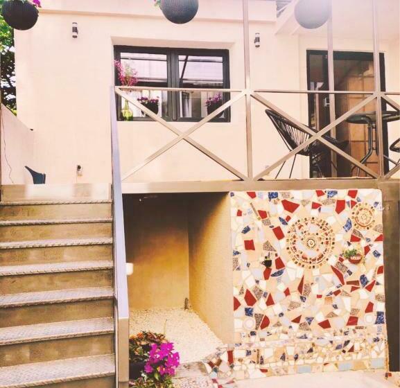 Pensionat Happy Studios Opera 3