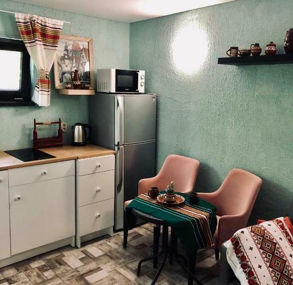 Pensionat Happy Studios Opera 3