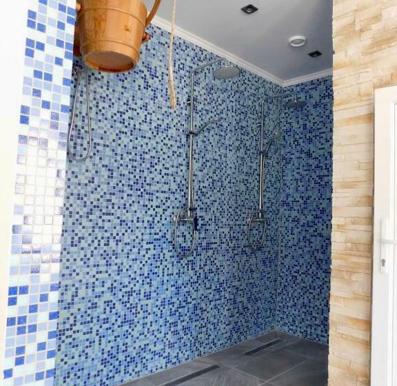 Pensjonat Kóbor Vendégház