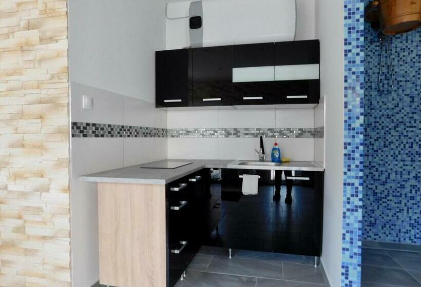 Pensjonat Kóbor Vendégház