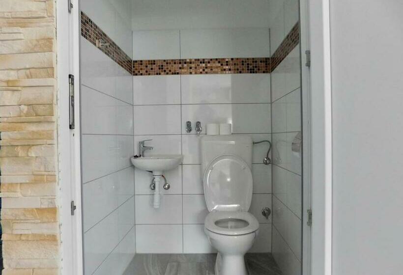 Pensjonat Kóbor Vendégház