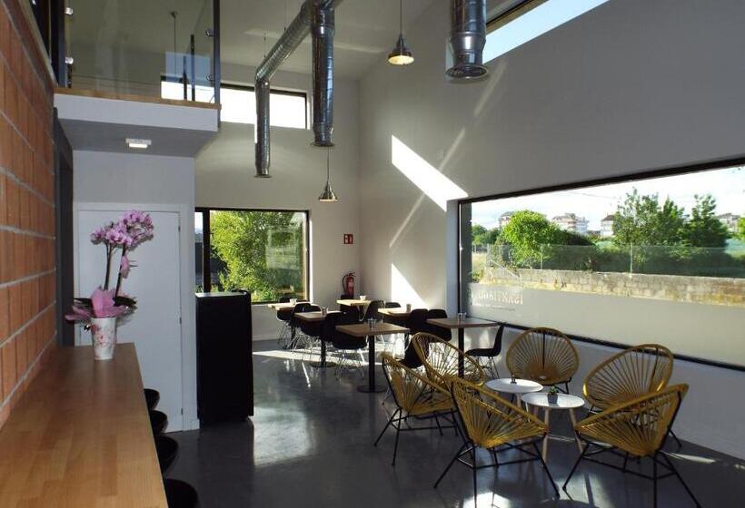 Albergue Santiago 15 Monforte