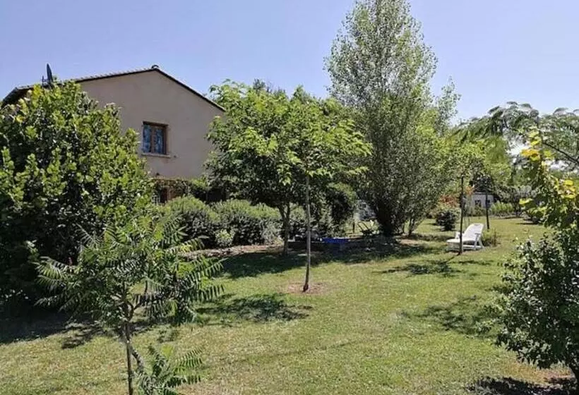 Aamiaismajoitus (B&B) Chambre D Hôtes La Cavaille