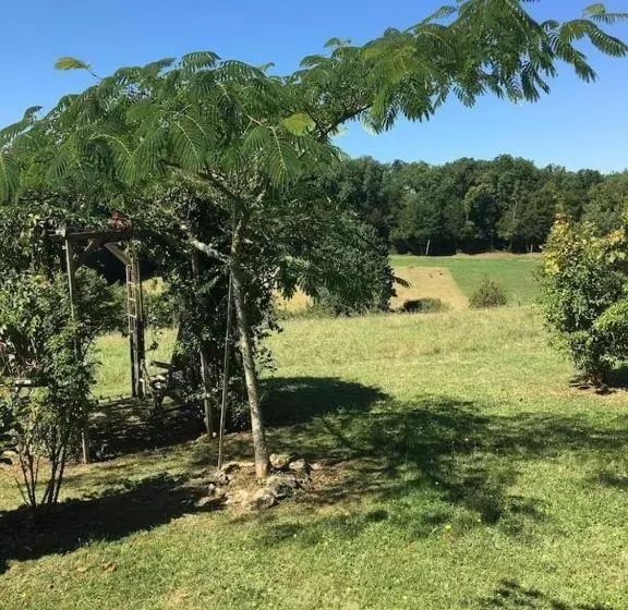 Aamiaismajoitus (B&B) Chambre D Hôtes La Cavaille