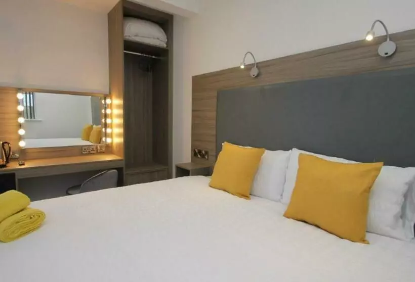تختخواب و صبحانه Guest Rooms @ 128