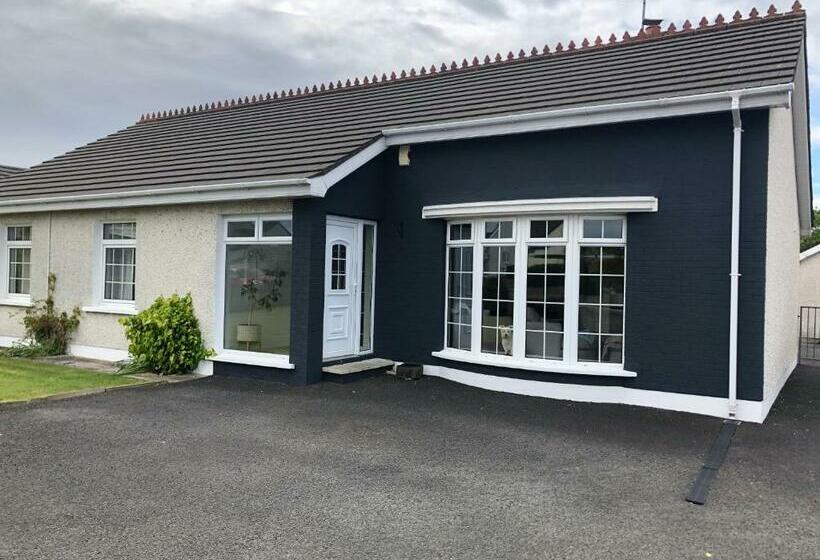 住宿加早餐  Guest Rooms @ 128