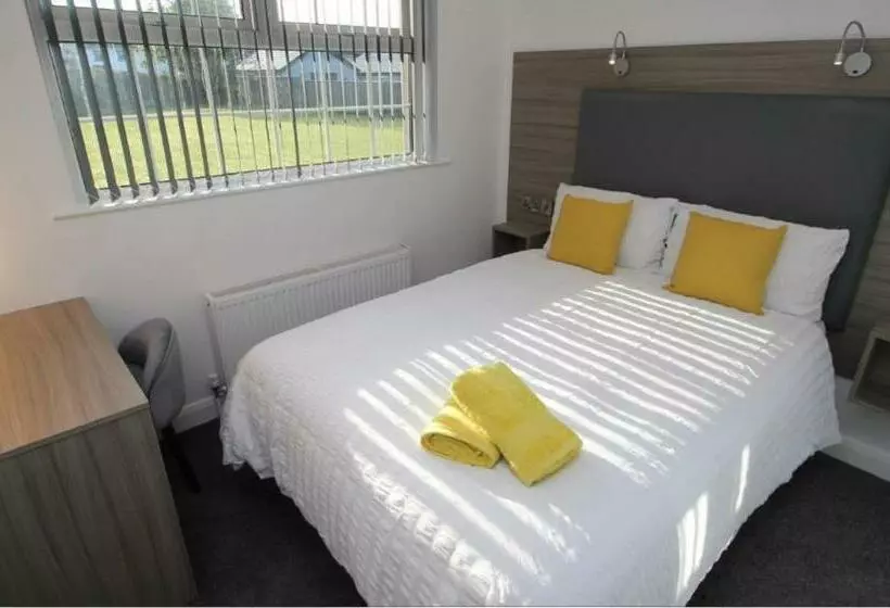 تختخواب و صبحانه Guest Rooms @ 128
