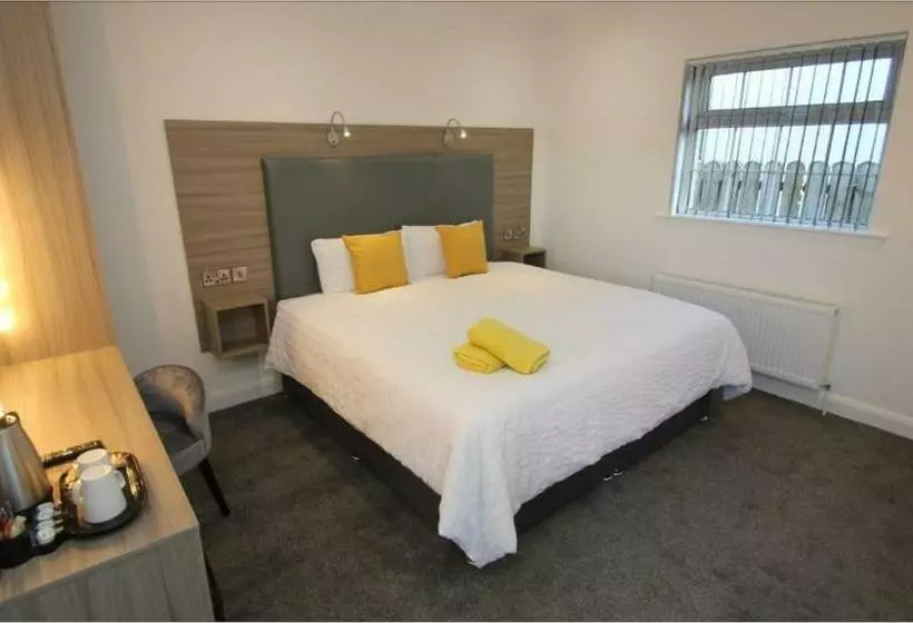 تختخواب و صبحانه Guest Rooms @ 128