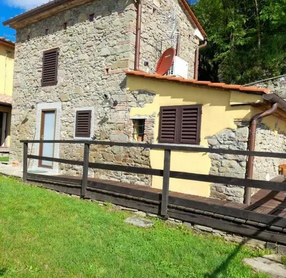 هتل Agriturismo Ninfe Di Bosco