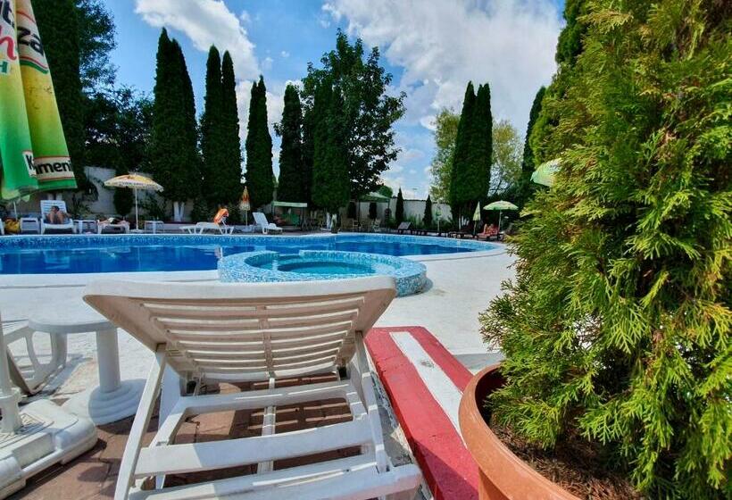 Отель Club 2008