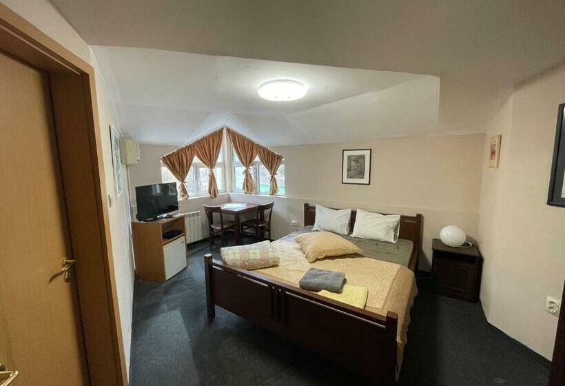 Отель Club 2008