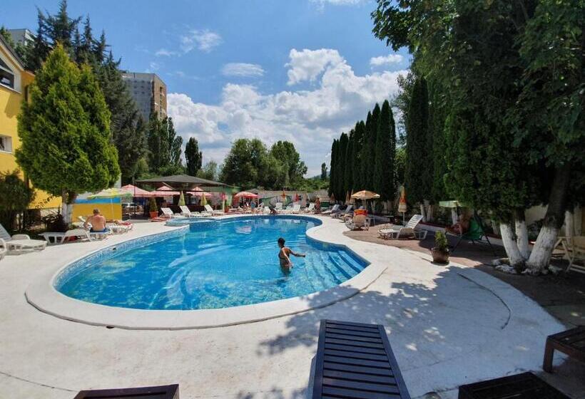 Отель Club 2008