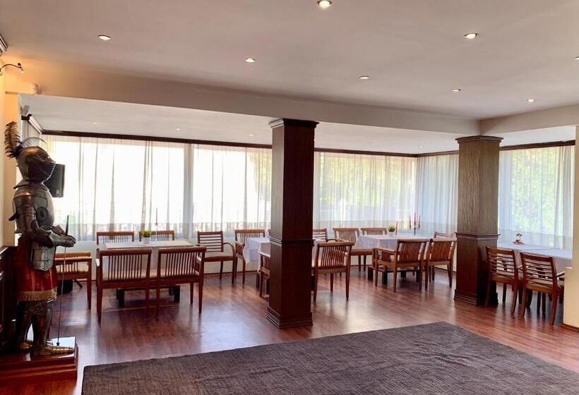 Отель Club 2008