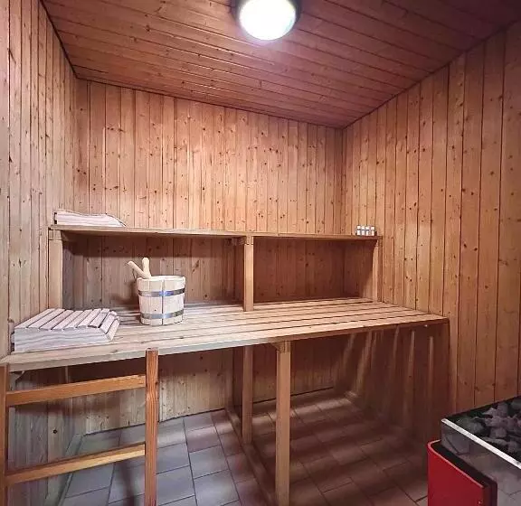 ホテル Hôtel Restaurant Les Cernets Swiss Lodge Ssh