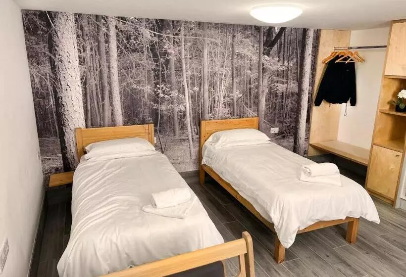 Lodges At Flimwell Park