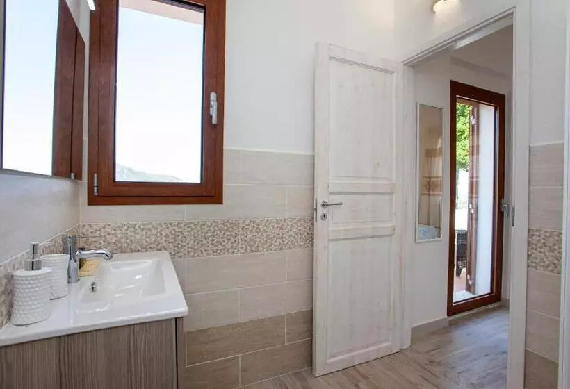 ペンション La Casa In Collina   Affittacamere Con Vista Mare