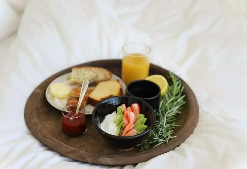 Pension  Maison D’hôte Les Grands Chênes