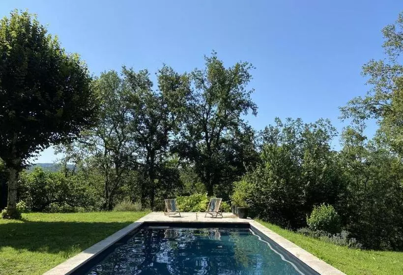 Pension  Maison D’hôte Les Grands Chênes