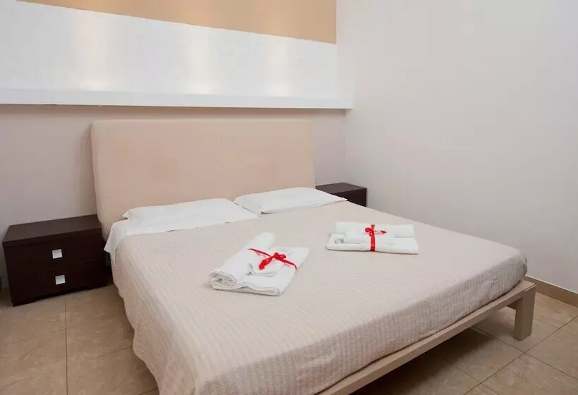 تختخواب و صبحانه Mirage Lecce