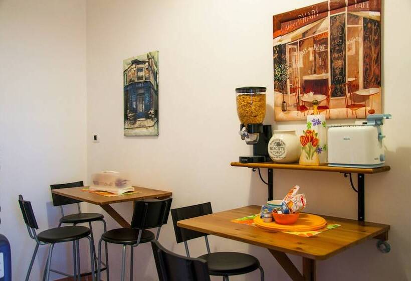 مسافرخانه B&b Villa Susanna