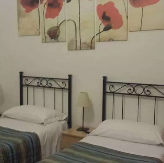 مسافرخانه B&b Villa Susanna