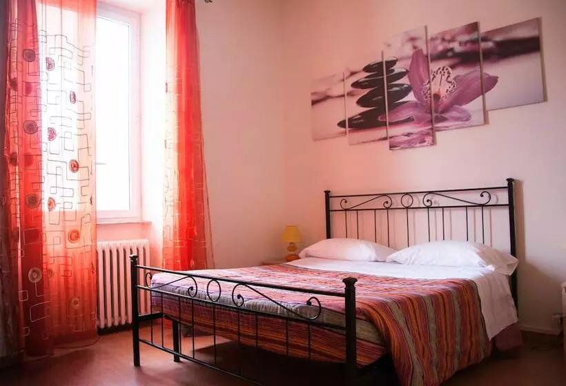 مسافرخانه B&b Villa Susanna