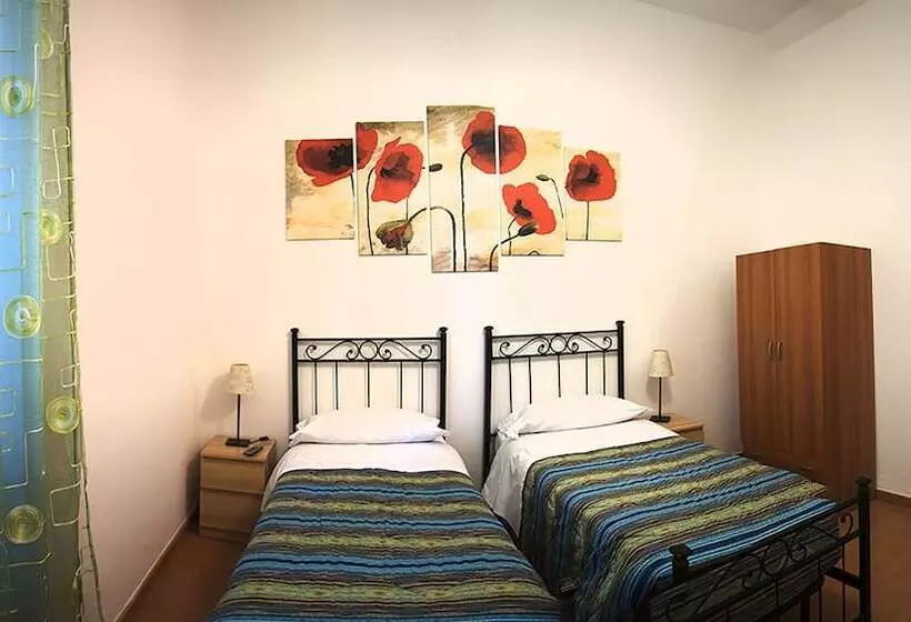 مسافرخانه B&b Villa Susanna