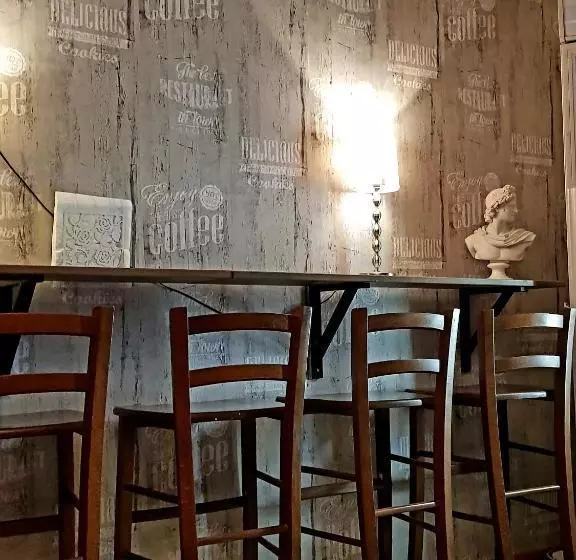 مسافرخانه Dreaming Rome