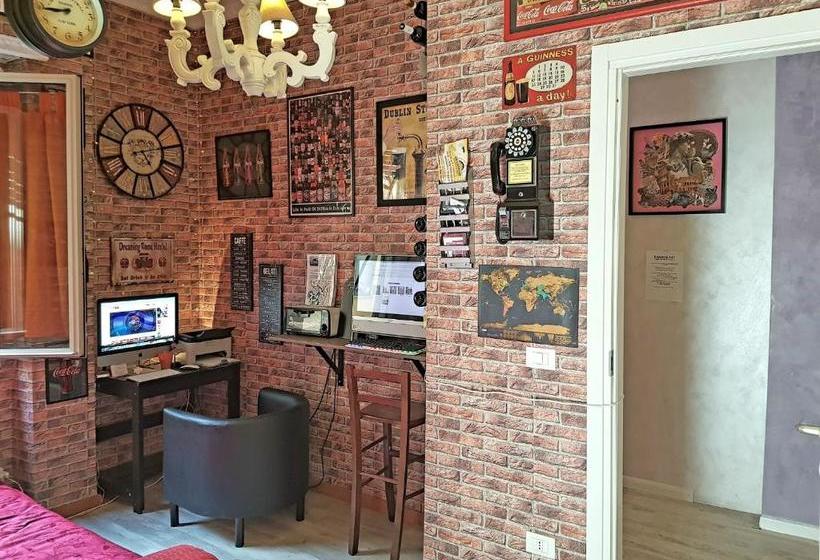 مسافرخانه Dreaming Rome